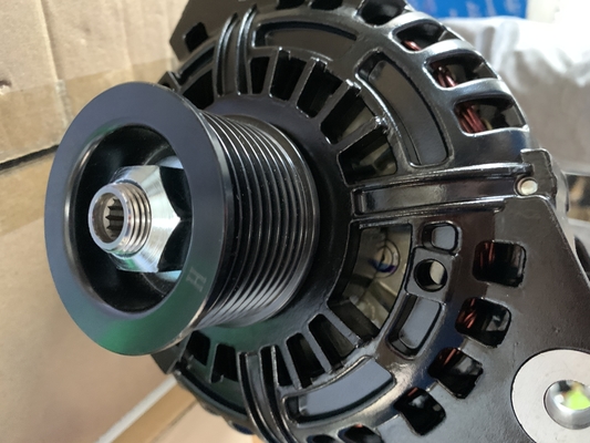 Voorraad 28V 120A alternator generator voor ZHONGTONG BUS 3701-80-00527 AVi147E3001 5294335