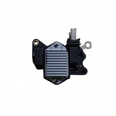 IC2972YA2-3000J 28V alternatorregulator voor SINOTRUK CNHTC reserveonderdelen voor vrachtwagens 28V