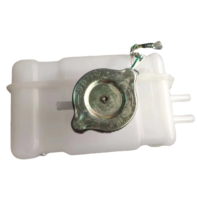131010-q204 FAW Jiefang Truck Spare Parts Expansion Water Tank voor FAW Truck Upgrades